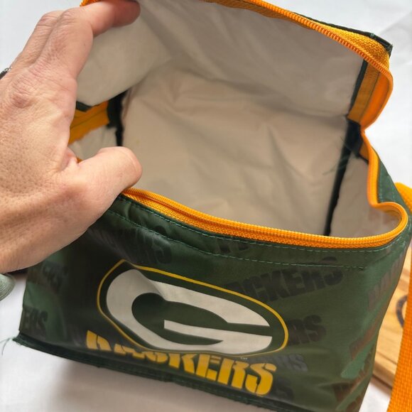 Green Bay Packers Cheese Slicer & Insulated Lunch Bag Set - Picture 6 of 7